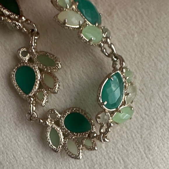 Green and Gold Faux Gemstone Cabachon Link Women's Bracelet - Picture 3 of 7